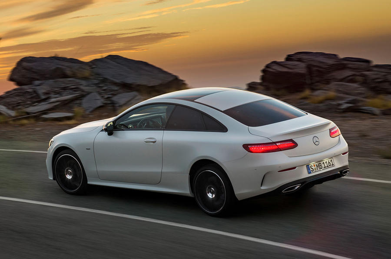 Illustration for article titled The 2018 Mercedes-Benz E-Class Coupe Is The Car Goldilocks Would Drive When She Retires